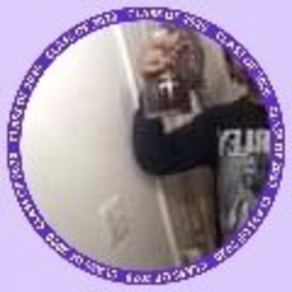 Meet your Posher, Kenny - Picture 1 of 1